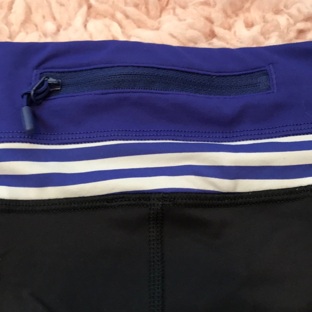 Lululemon Capri leggings - Picture 4 of 5